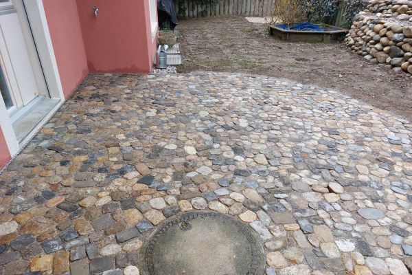abgerundete-gartengestaltung-0662BCAB54-6D37-7D3D-2F33-893E26CB0986.jpg